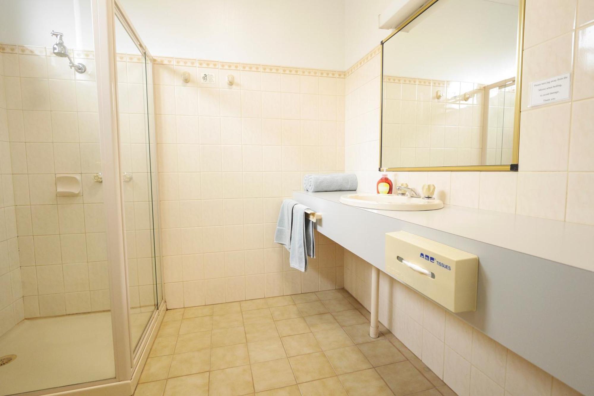 Centre Town Motel Нагамби Екстериор снимка