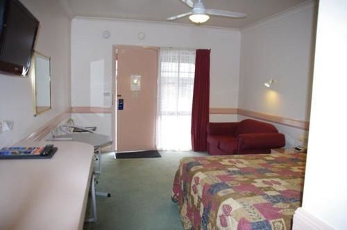 Centre Town Motel Нагамби Екстериор снимка