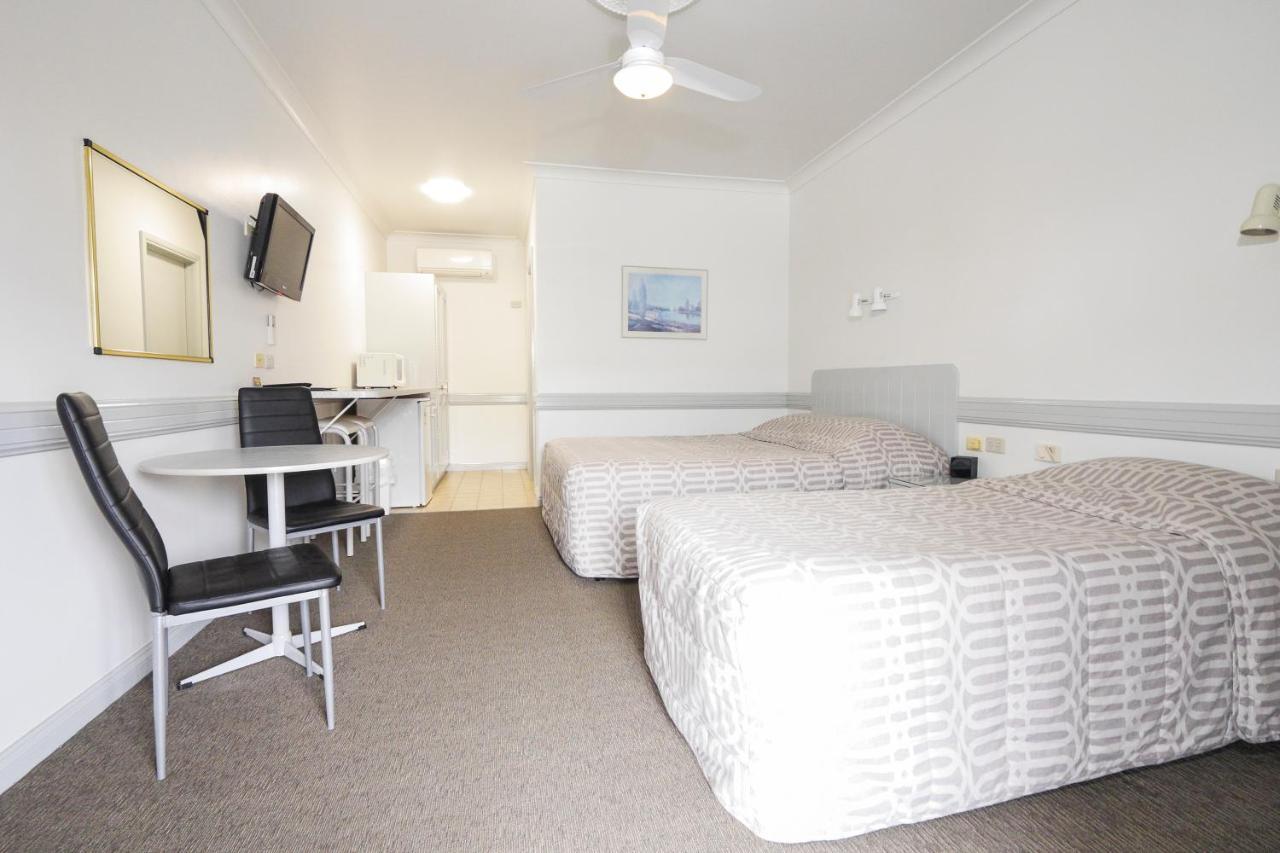 Centre Town Motel Нагамби Екстериор снимка